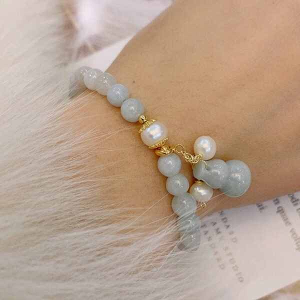 Light Green Jade Wu Lou Amulet Bracelet - Image 2